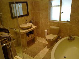 bathrooms 1